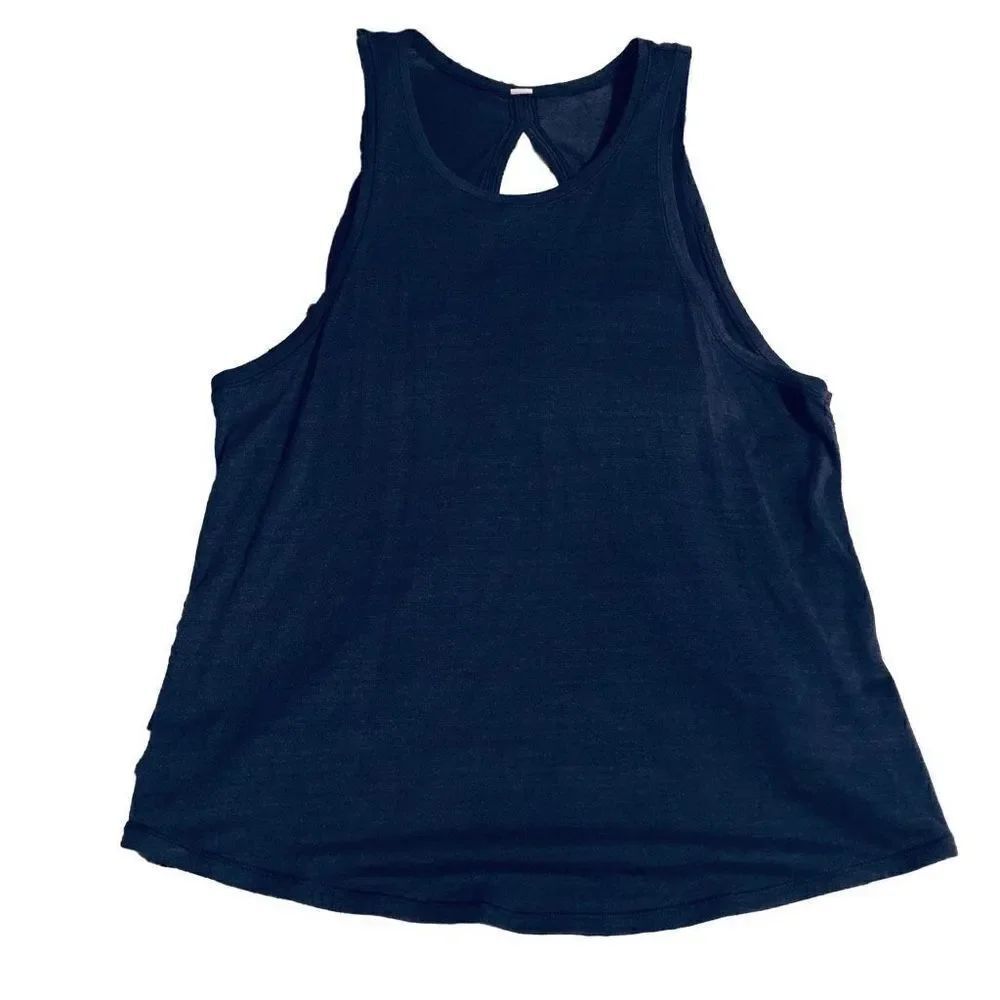 Lululemon Tank Womens 6 Twist & Reach Tank Dark Purple Built In Bra Criss Cross